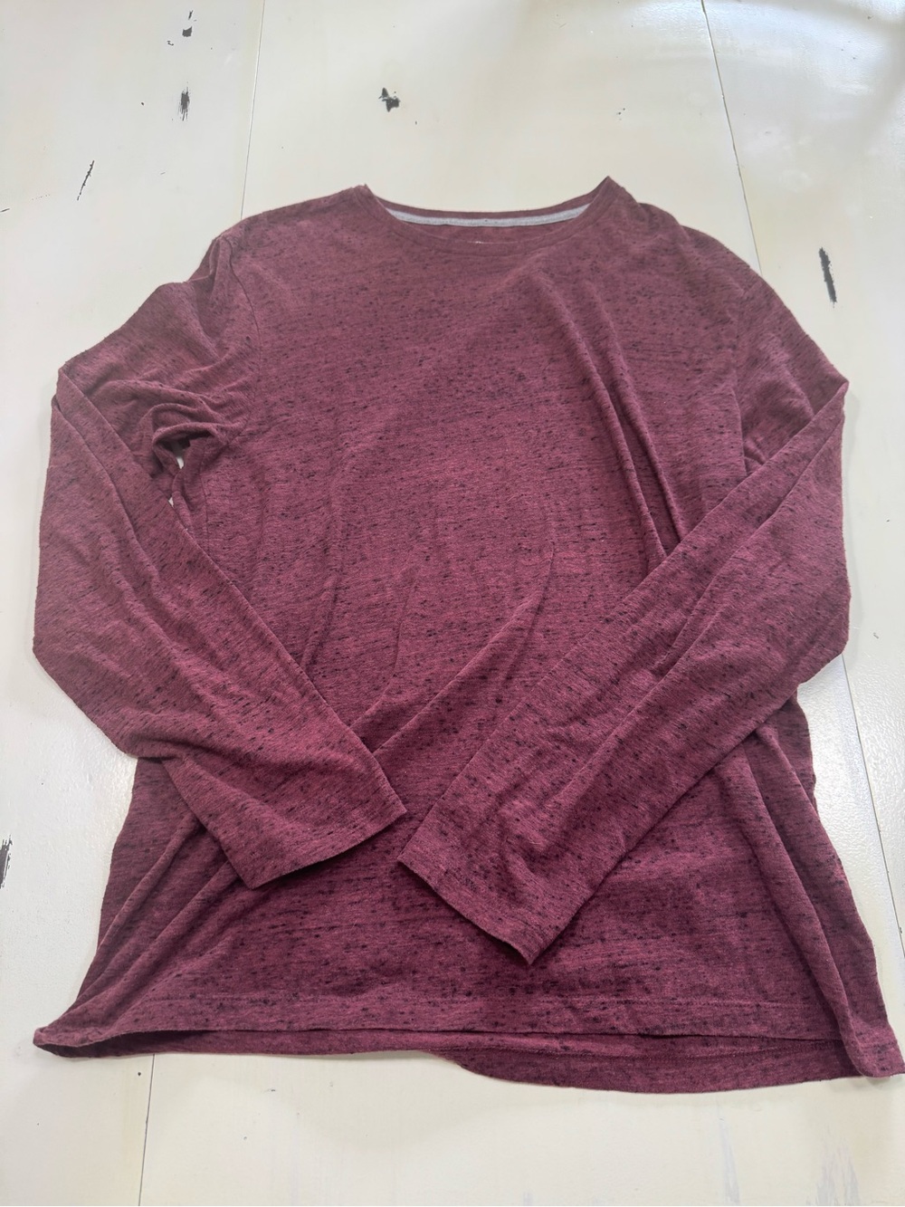 Old Navy Men's Soft-Washed Speckled Heather Maroon Long-Sleeve Crewneck T-Shirt